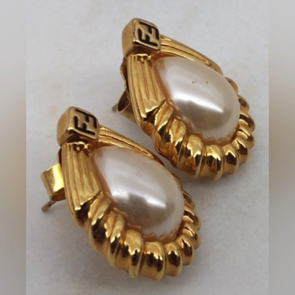 Fendi Pearl Gold Tone Vintage Pierced Earrings - Picture 5 of 13